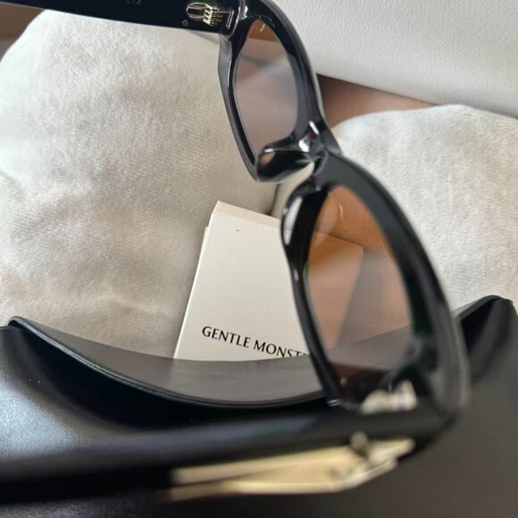 Gentle Monster LIX Black Rectangular Sunglasses Brown Lens BOLD Collection main image 4